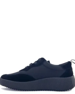 Ella of Sweden Sneaker
