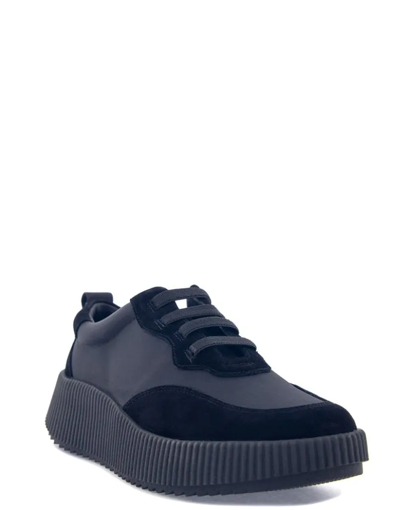 Ella of Sweden Sneaker