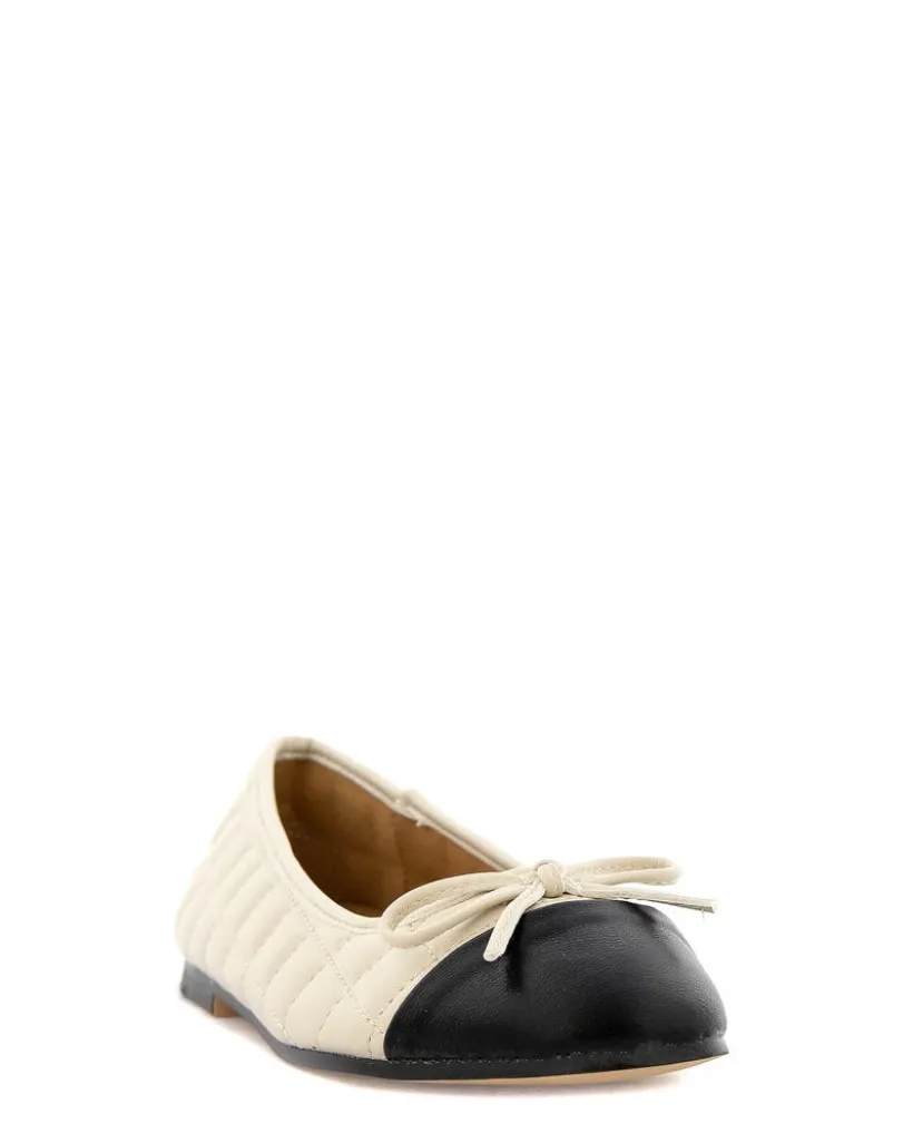Emelie Strandberg Ballerina