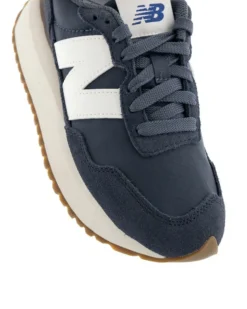 New Balance 237