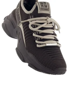 Steve Madden Mac-E