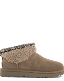 Ugg Classic Ultra Mini Maxi Curly