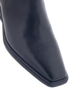 Vagabond Shoemakers Aino