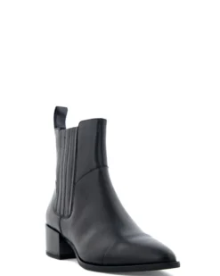 Vagabond Shoemakers Marja